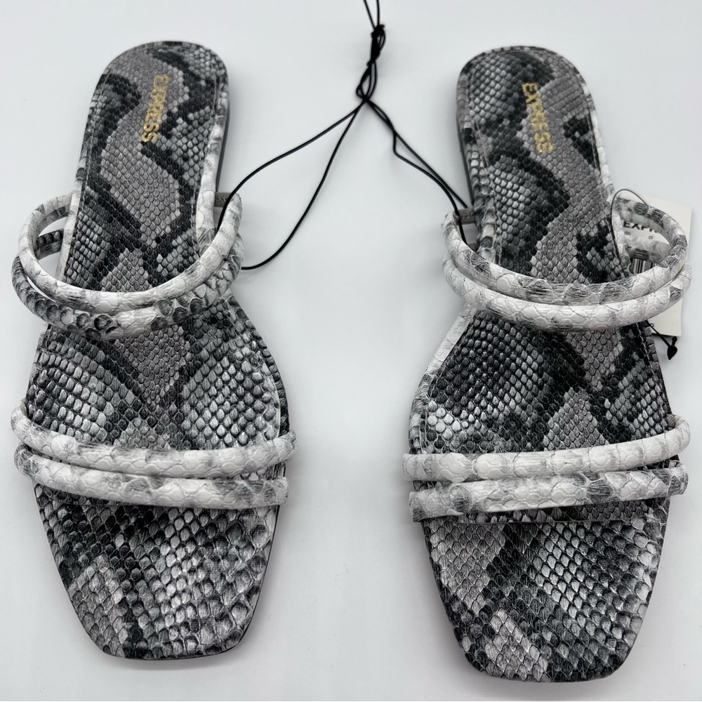 Express Women's Vegan Leather Black and Gray Snake Pattern Sandals-Size 9 - Picture 3 of 12